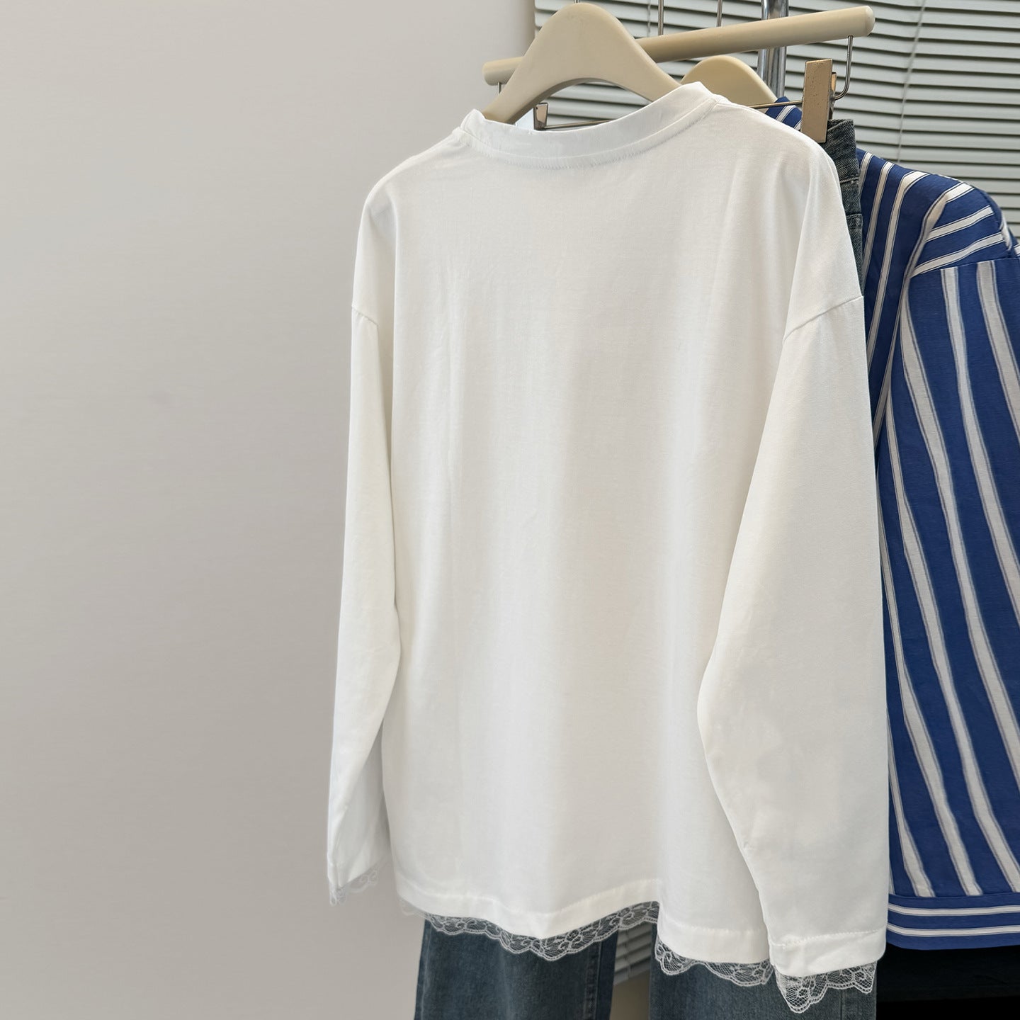 Style Real Shot White Lace Trimmed Long Sleeve T-Shirt Women Early Spring Autumn Loose Korean Style Innerwear Top